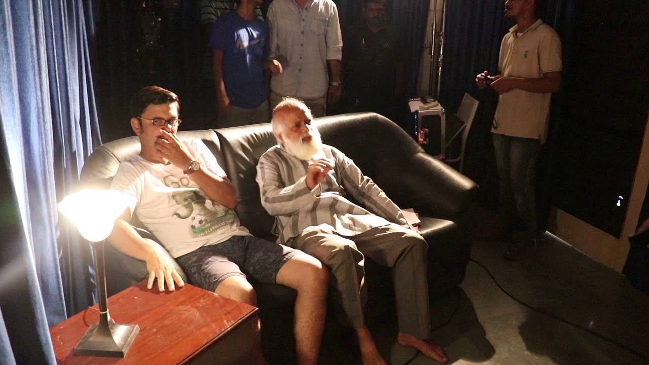Professor Samar Nakhate of MITSFT conducting film direction workshop