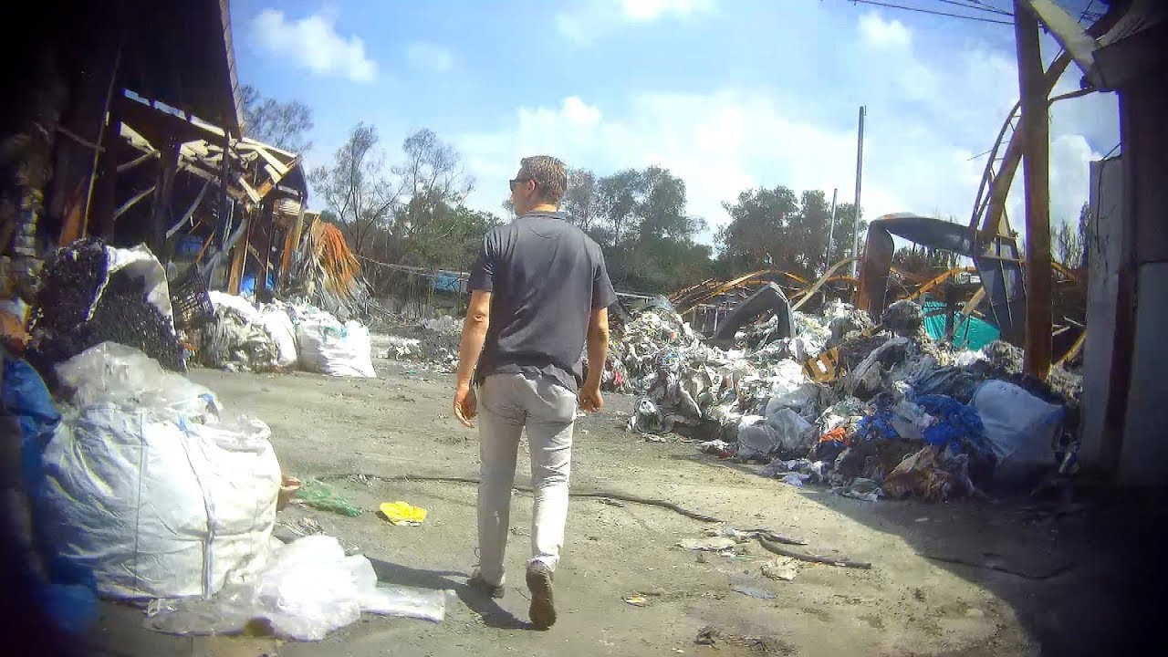 How we reported on Canada's plastic recycling problem (Marketplace)