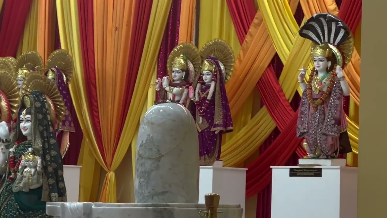 Kanha Aan Padi Hai Teri Dwaar | Brampton Triveni Mandir