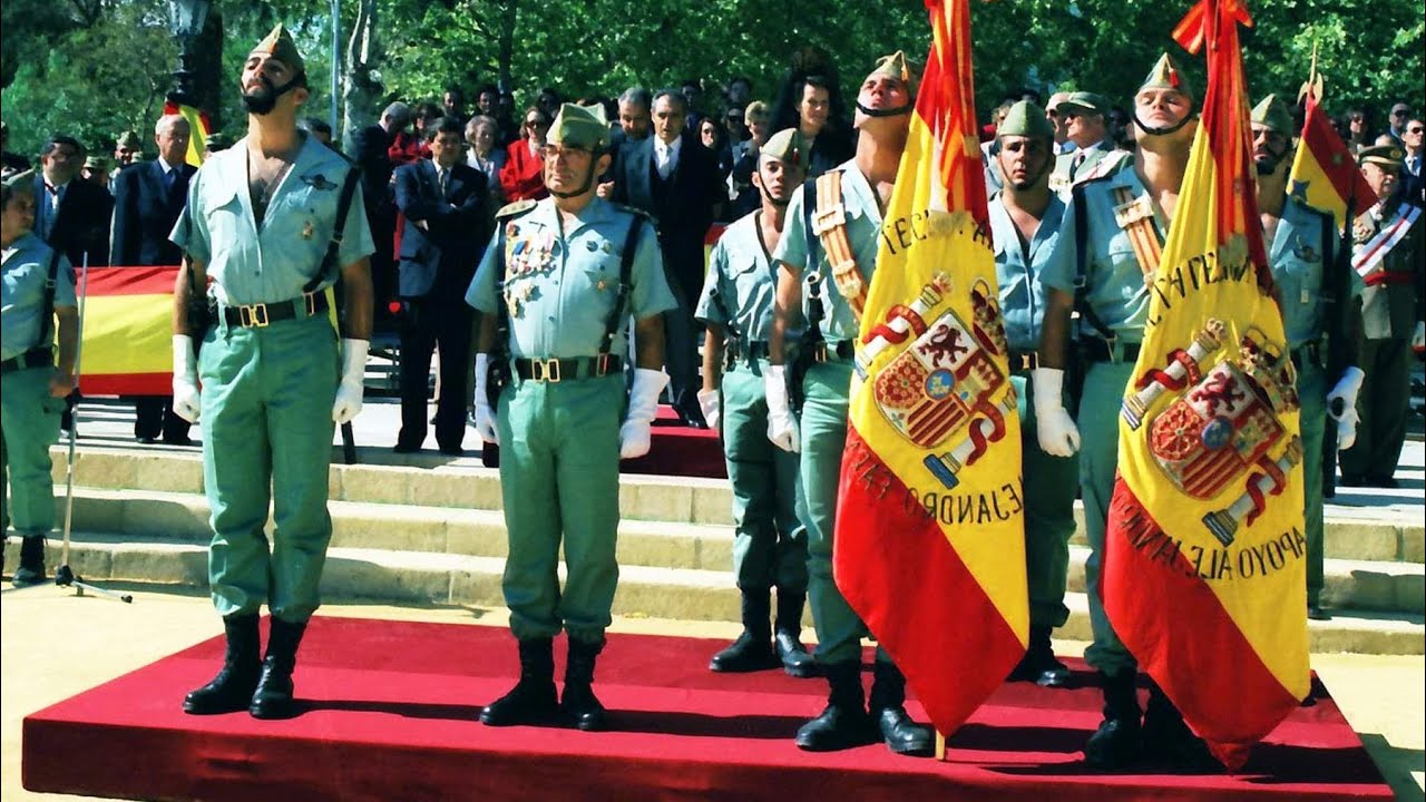 La Legión Ronda: Entrega de la nueva Bandera de Combate al 4º Tercio (12/10/1996)