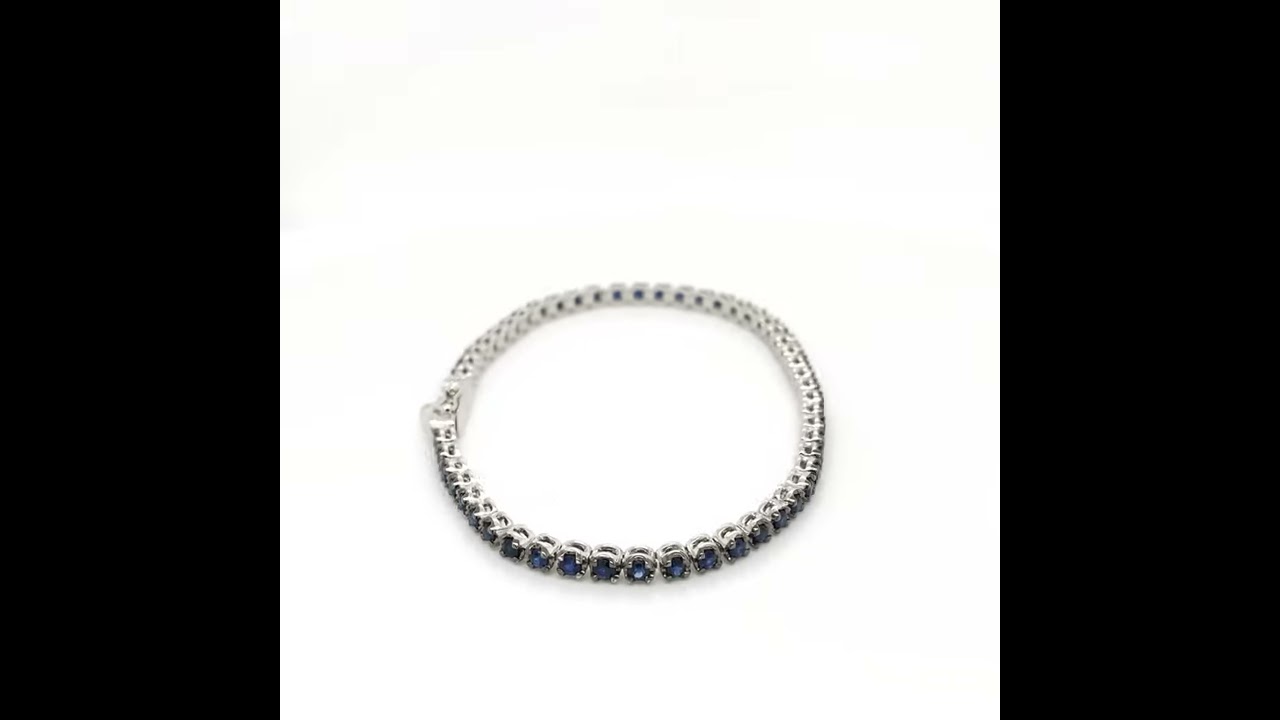 18kt White Gold Blue Sapphire Bracelet
