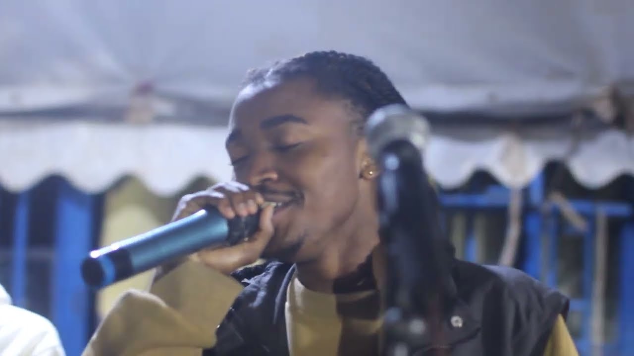 Umuco Band iririmba indirimbo za karahanyuze  n'izindi zakunzwe cyane.