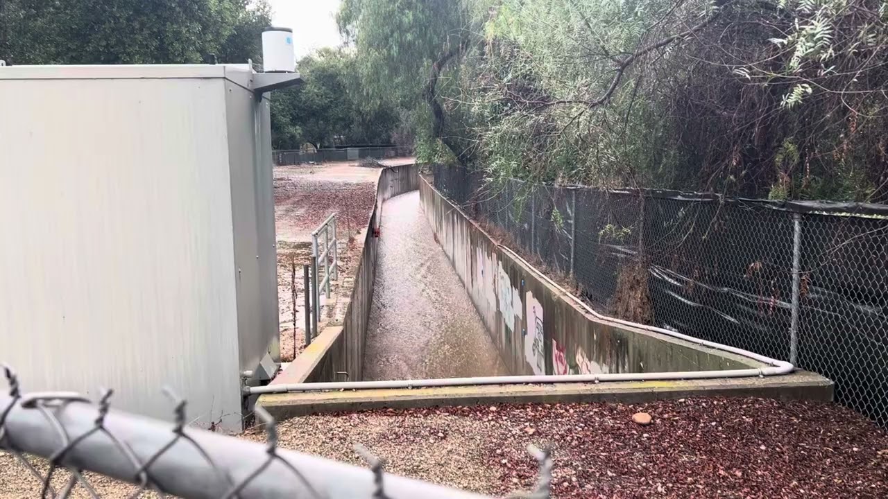 Storm check in Meiners Oaks at Lomita Dec. 21