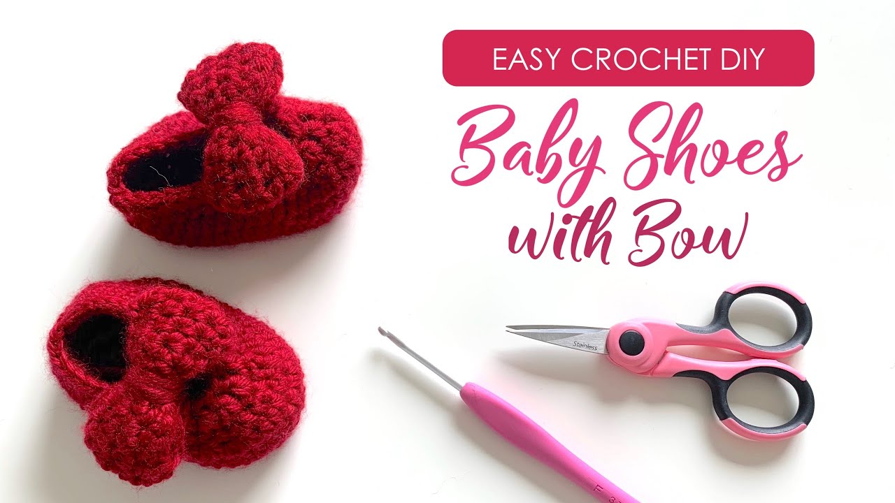 Crochet Baby Mary Jane Shoes with Bow || Easy DIY Tutorial + Free Crochet Pattern for Beginners