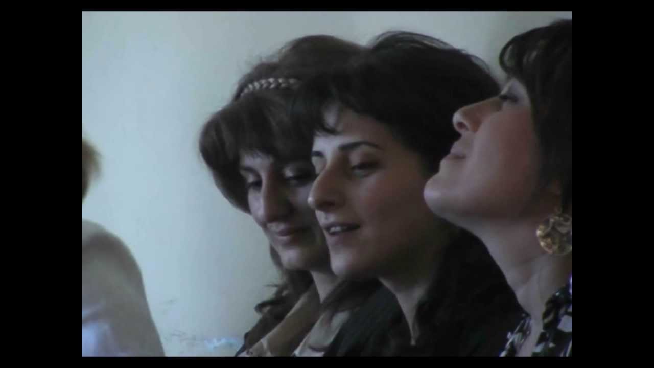 Qalilo, vajao dilis mzis sxivo. ვაჟაო დილის მზის სხივო,