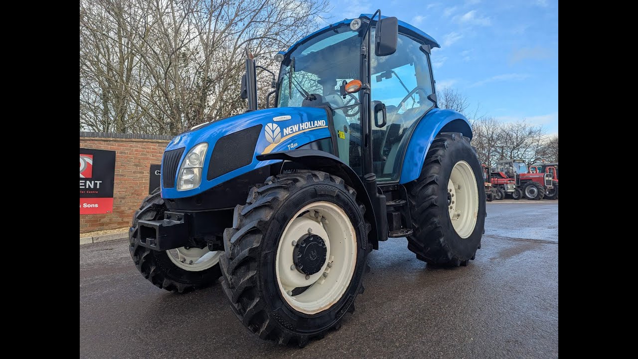 NEW HOLLAND T4.65 TRACTOR WALKAROUND