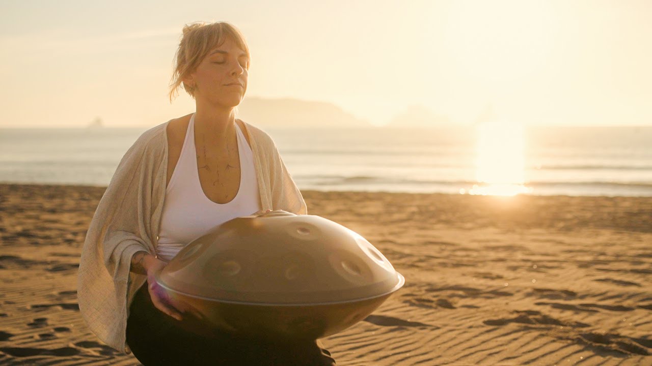 Golden Morning | Calming, Relaxing Handpan Music | Ocean Healing | Changeofcolours