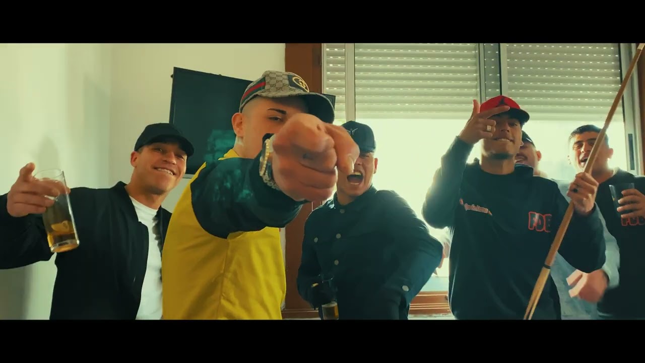 Me andan buscando - El Ajito FDB