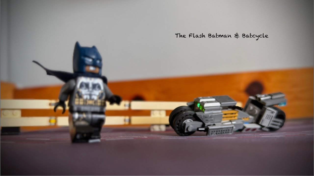LEGO The Flash Batman & Batcycle MOC