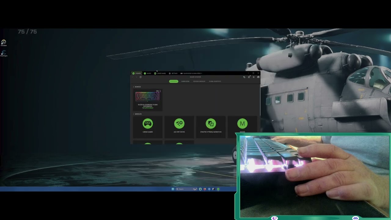 Клавиатура Razer — горит только буква «u» или другим цветом. Цвет не меняется.