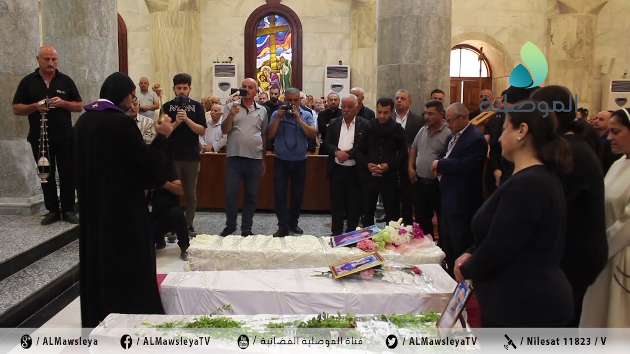 اهالي الحمدانية يؤدون قداسا على ارواح عدد من الضحايا ويشيعونهم الى مثواهم الاخير بمقبرة القيامة