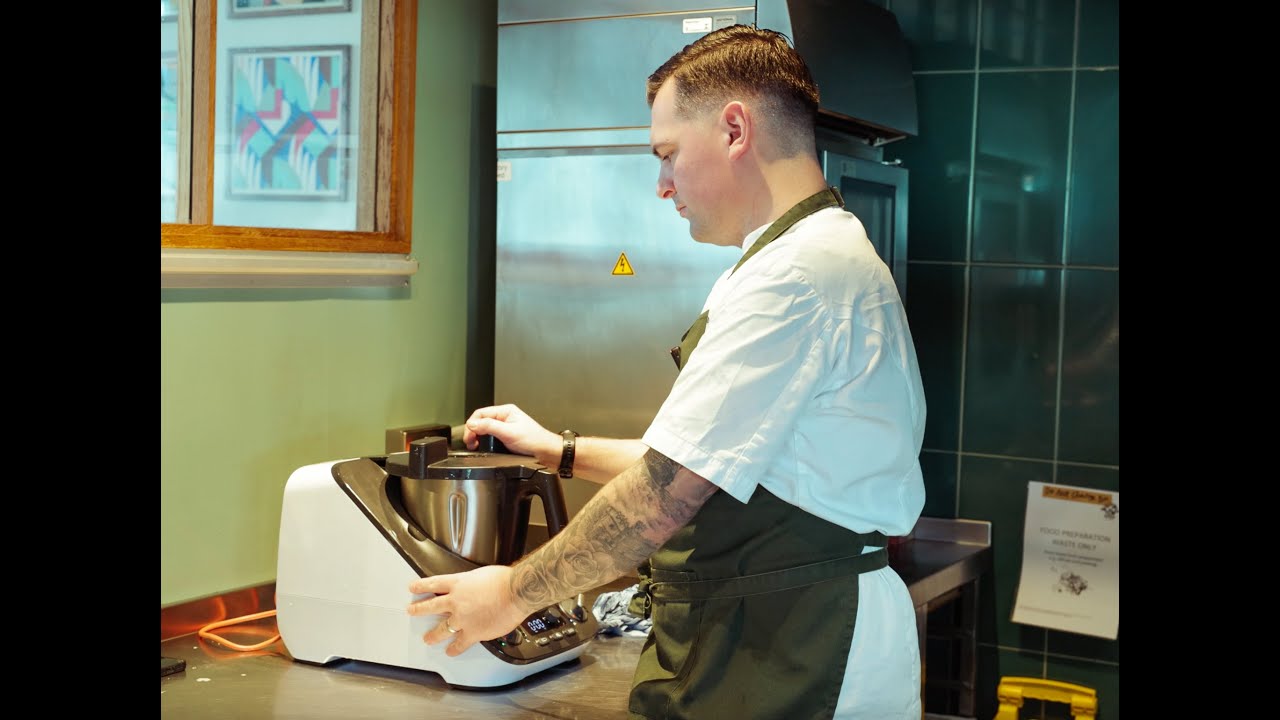 Battle of The German Thermal Blenders: Heinzelmann CHEF-X V. Vorwerk Thermomix