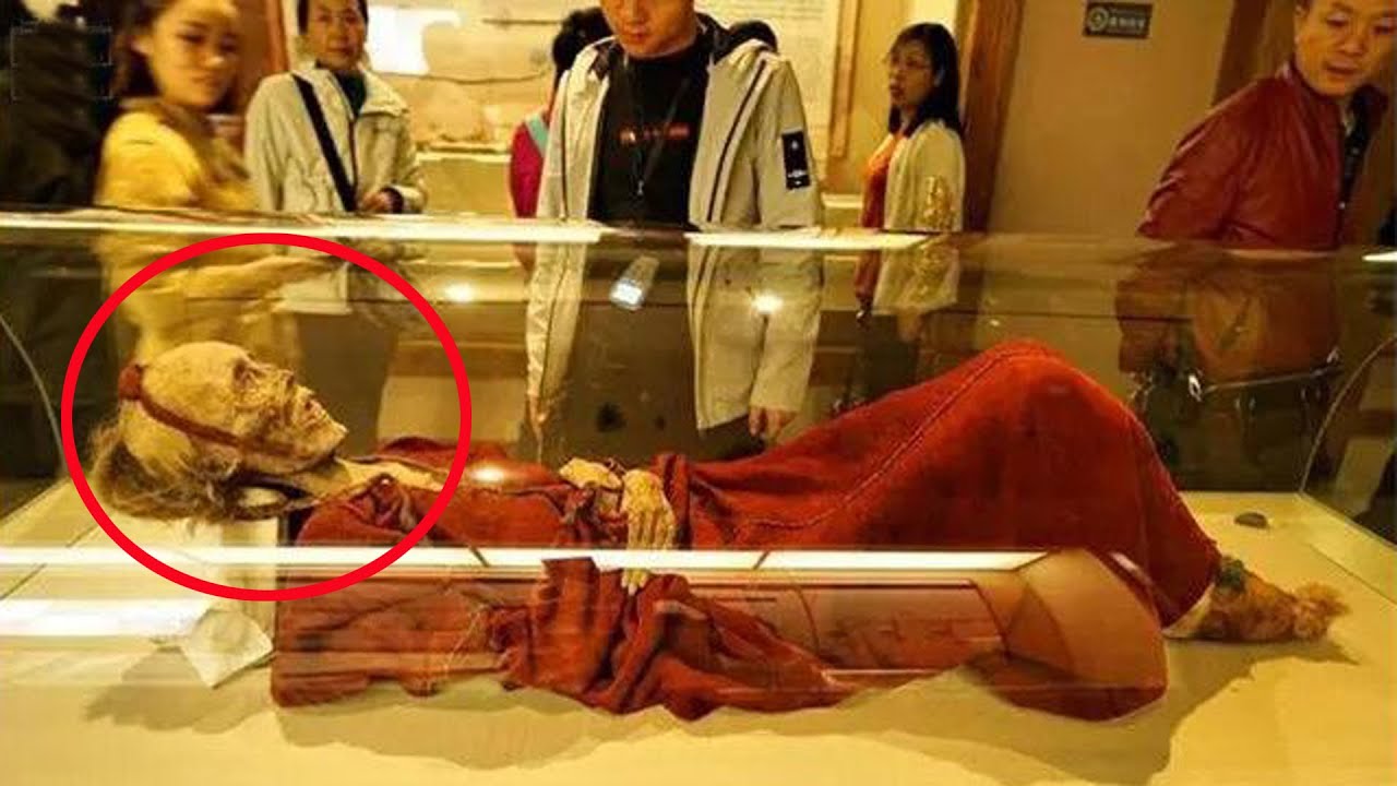 新疆出土2000年前美男，穿天價毛衣驚艷世人，身材高大英俊帥氣，神秘身份專家不得而知！︱古墓︱盜墓︱考古︱千年古墓︱寶藏