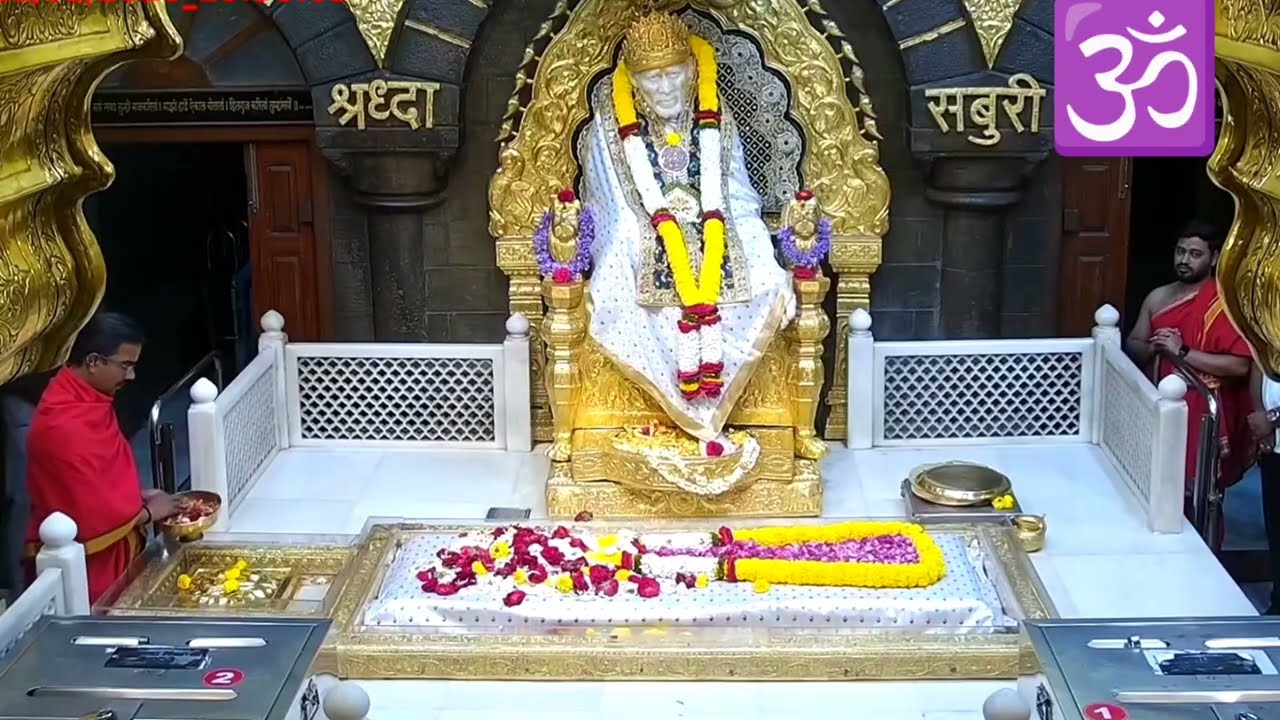 Sai Baba Aarti & Darshan #saibabavideo #viralvideo #saibabasong #saibaba #omsairam #saibhajan #aarti