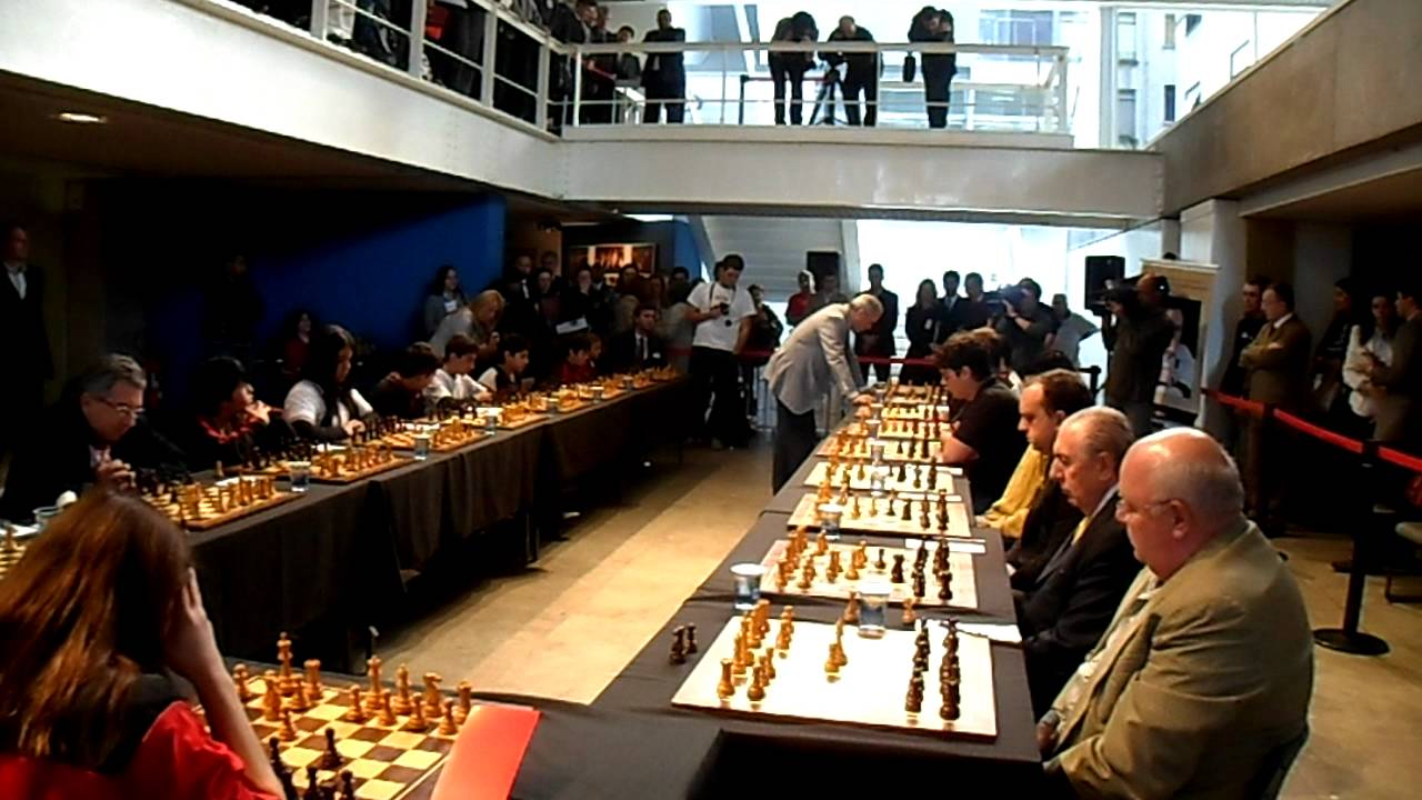 simult&acirc;nea com Kasparov na Fiesp