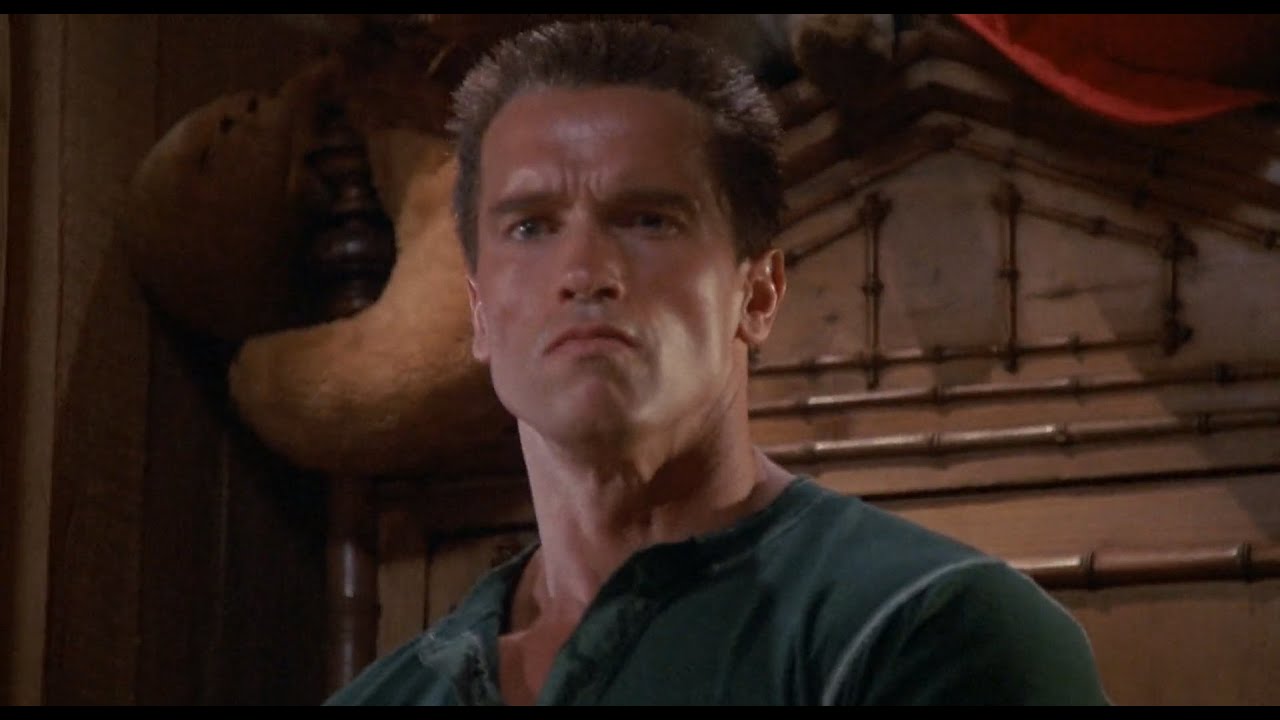 Commando (1985) 