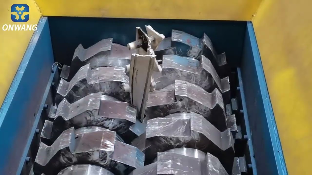 Twin-shaft crusher
