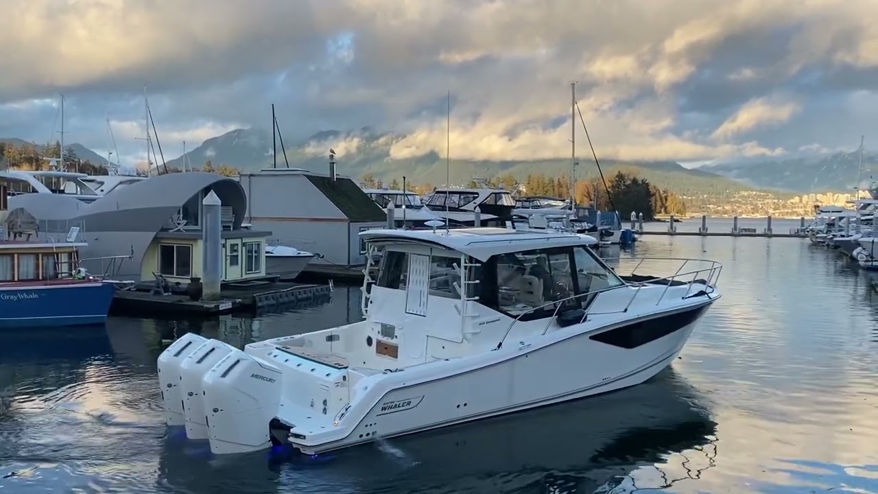 2022 Boston Whaler 405 with Triple 600 HP V12 Mercury Verado engines