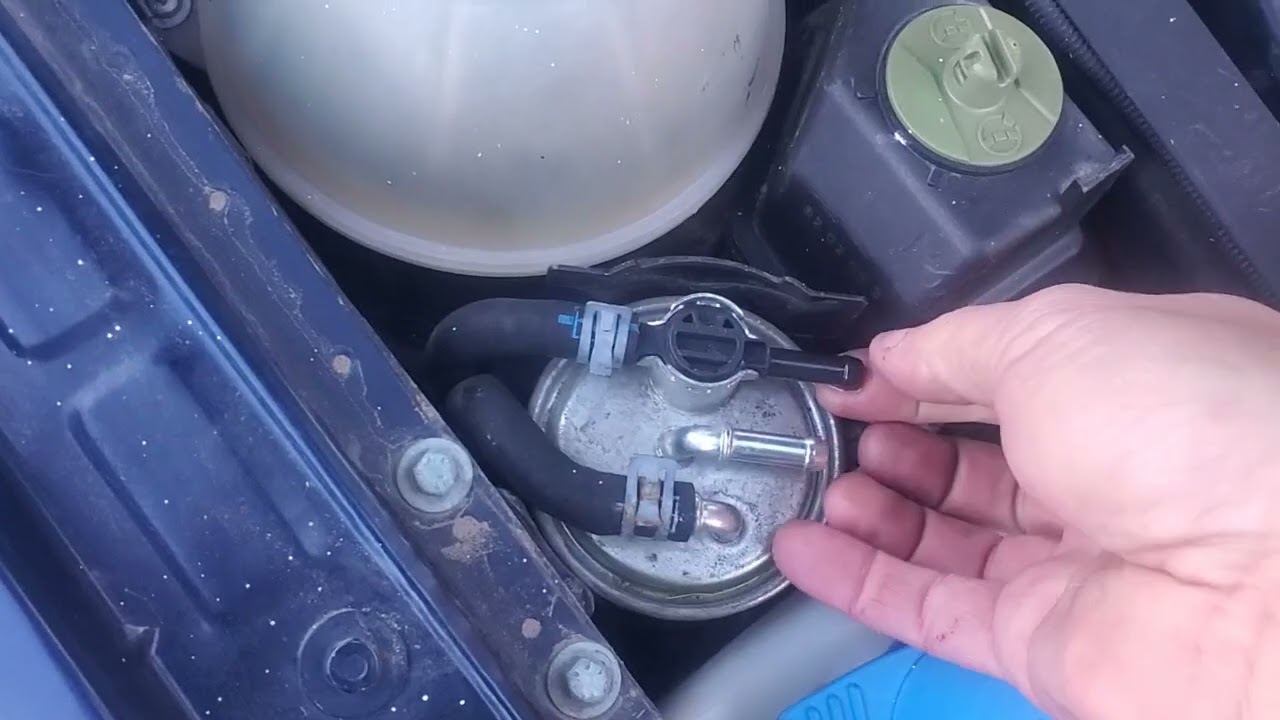 VW Jetta TDI Fuel filter change, fixing my air & stumbling issues