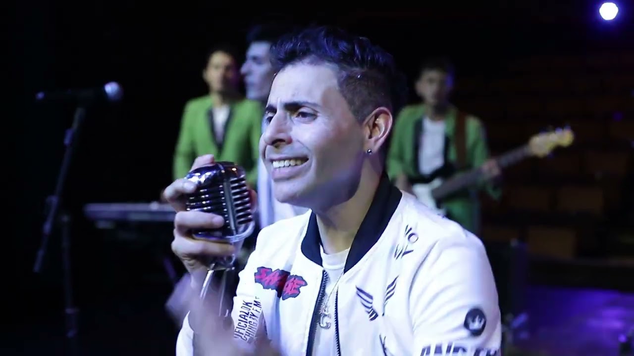 Chicos Mentha - Baila Conmigo / Noche de Party (Video Oficial)