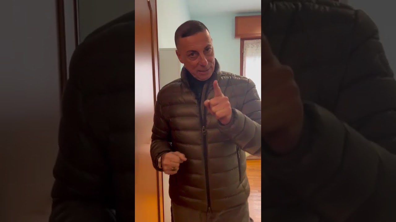 VENDESI PORZIONE DI VILLA SEMI-INDIPENDENTE VIA BARACCA 10 PADERNO D.NO