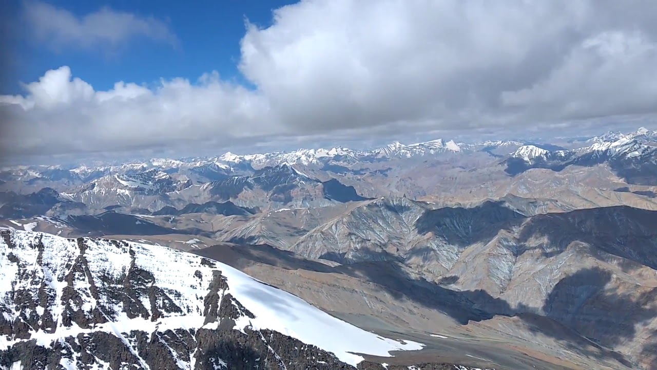 Kang Yatse 2: View from the summit