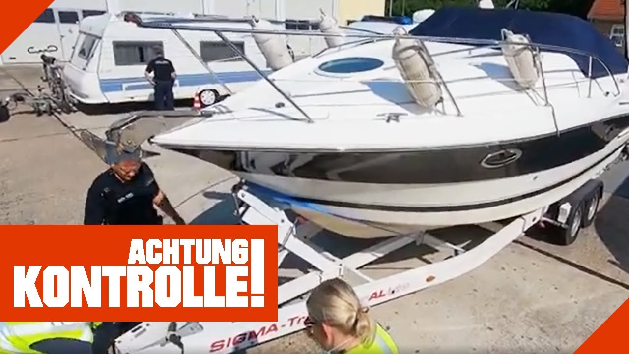 Zu hohe Stützlast: Sportboot auf Anhänger hat 166 kg Stützlast! | Achtung Kontrolle | Kabel Eins