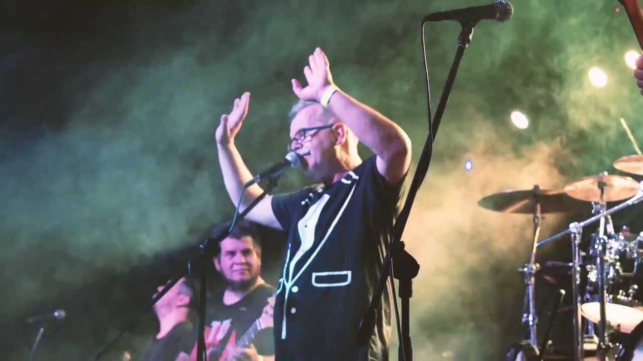 Luis Barni Banda - Qué hay detrás [Concierto 20° Aniversario Trilogía]