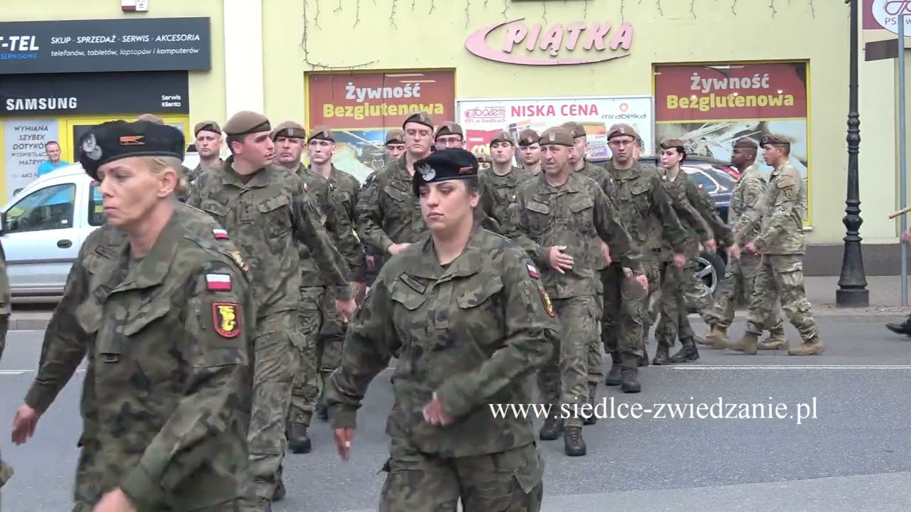 Siedlce. Święto Wojska Polskiego. Przemarsz.  11.08,2023r.