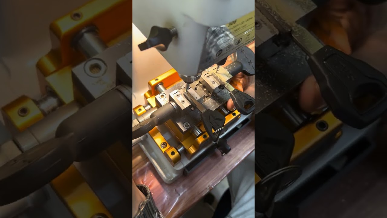 Tvs Ryder duplicate key cutting#automobile#machine#bihar#experiment#smartphone#delhi#westbengal#