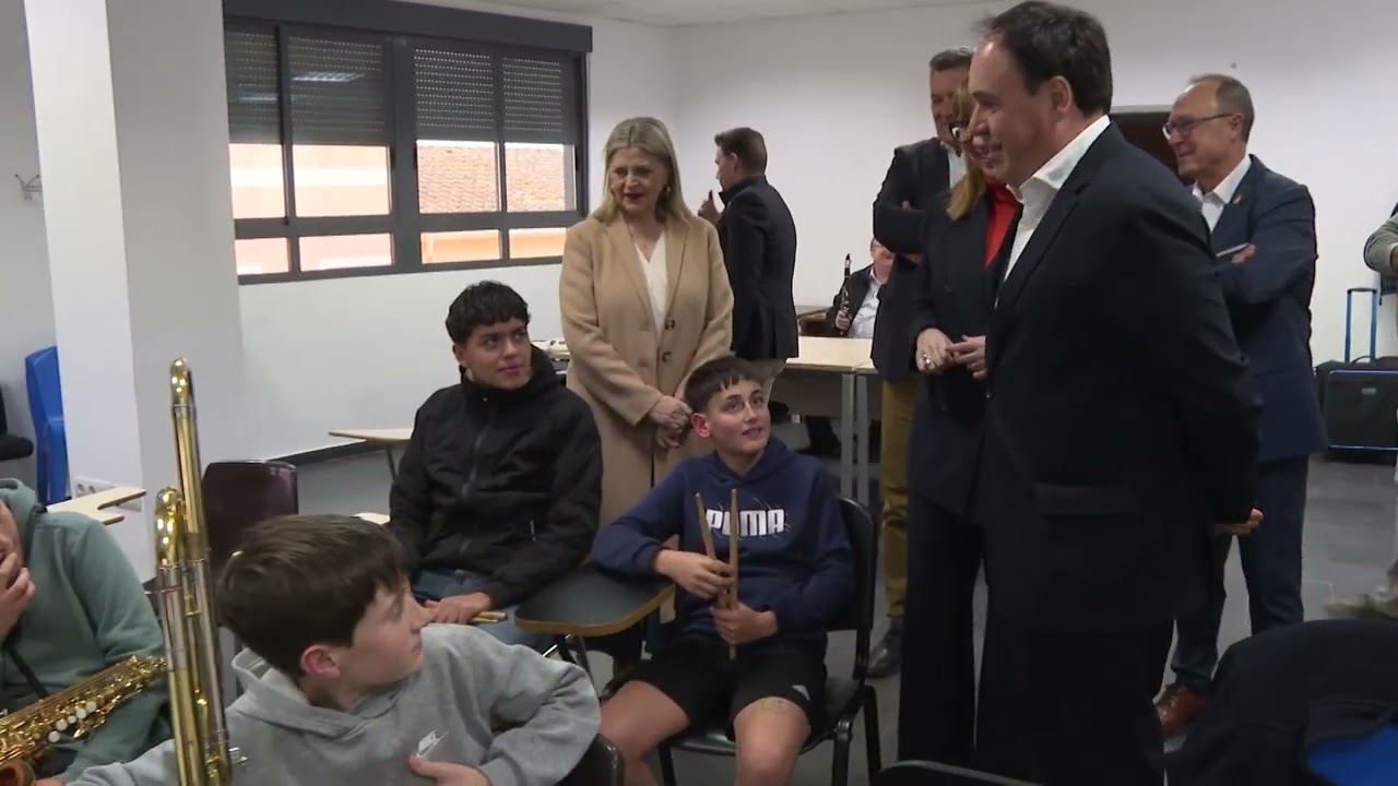 Pérez Llorca suma la música a las deducciones fiscales