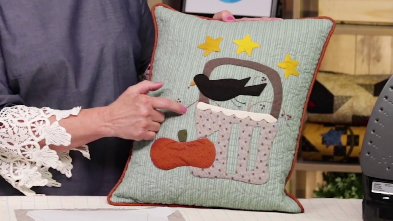 Karen Walker speaks on Quilt Inspiration and Quilting Design