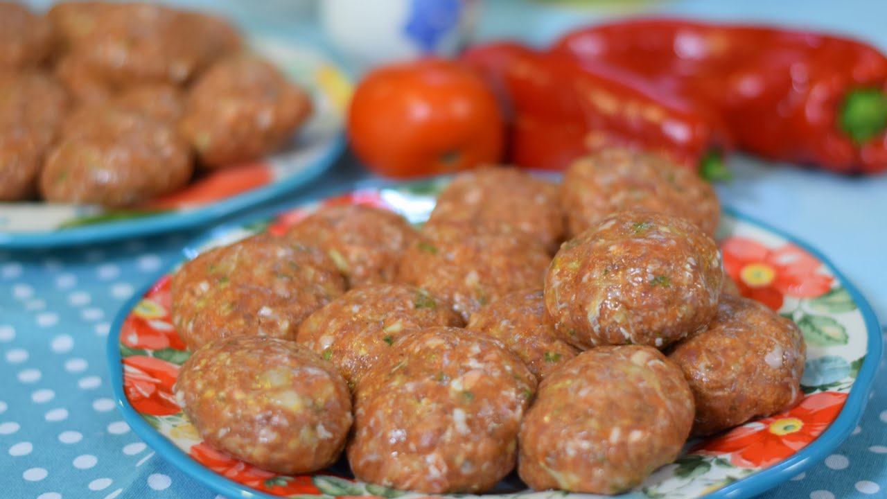 Turske kebab ćufte – Sočne i popularne! Juicy Turkish Kebab Meatballs with Easy Side Dish