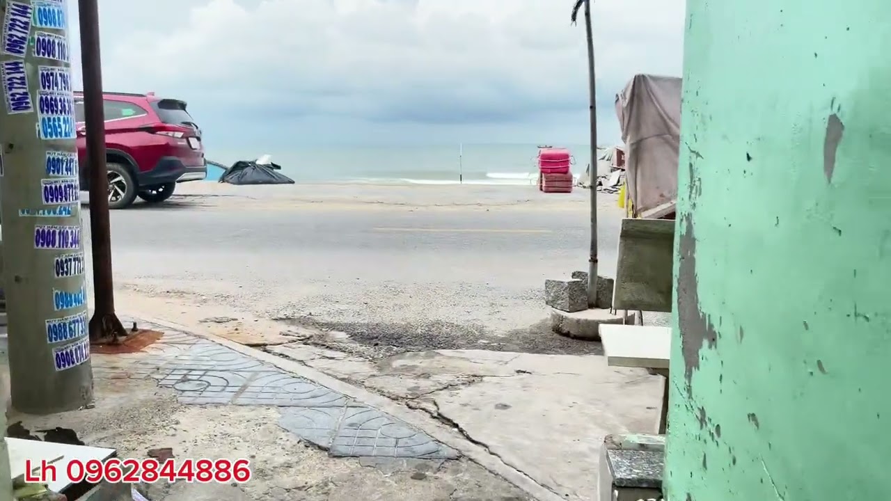 MỘT CĂN NHÀ ĐANG OHUN PHÒNG NHÌN RA BIỂN GIÁ CHỈ 2ty950 tr một lầu một trệt