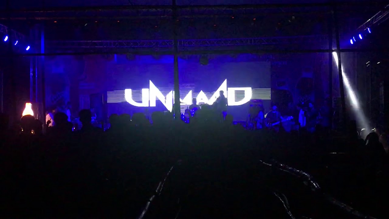 Thunderstruck By UNMAAD (Live At CUET Rag 2018)