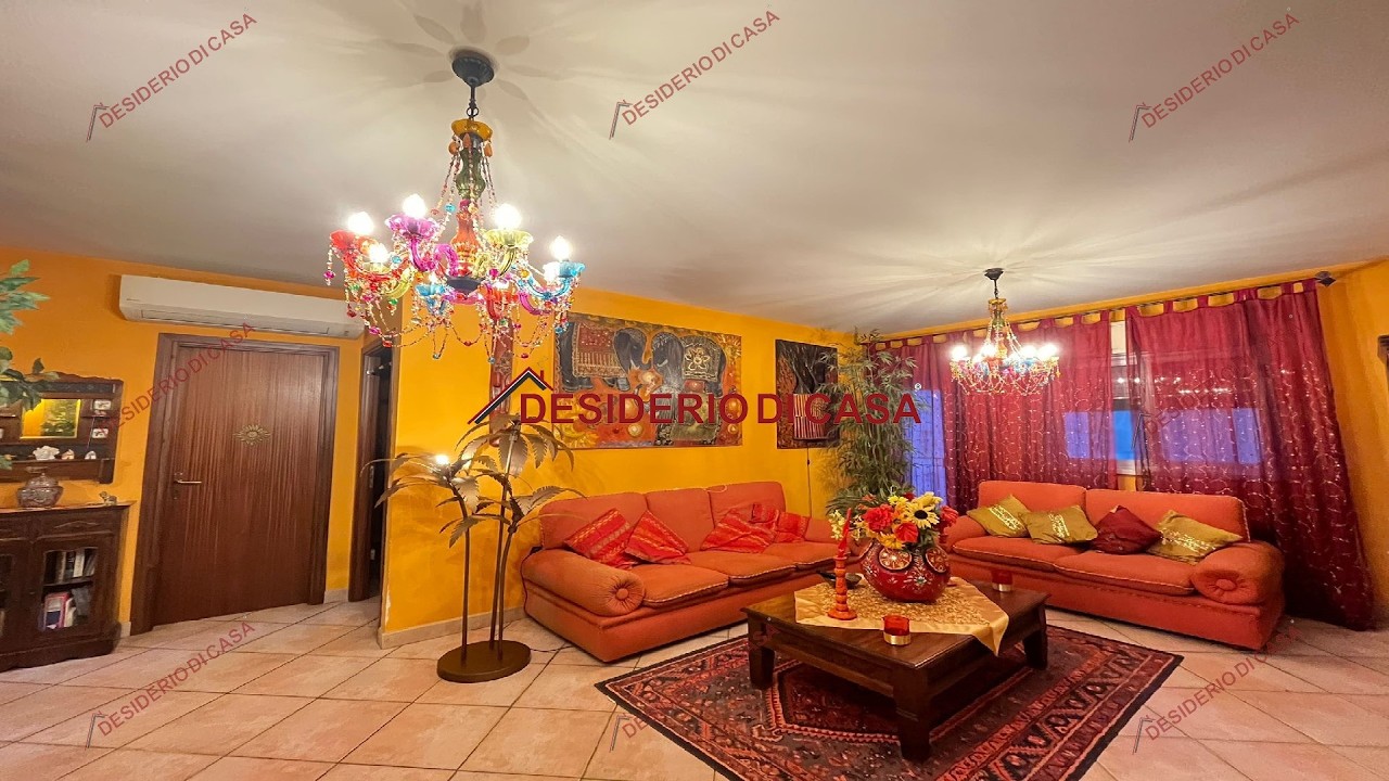 Palermo: Appartamento 90 Mq - Rif. VRA21463