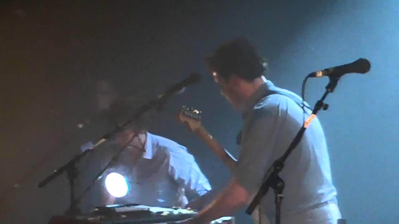Metronomy @ La Cigale, Paris 04 05 2011 - Heartbreaker