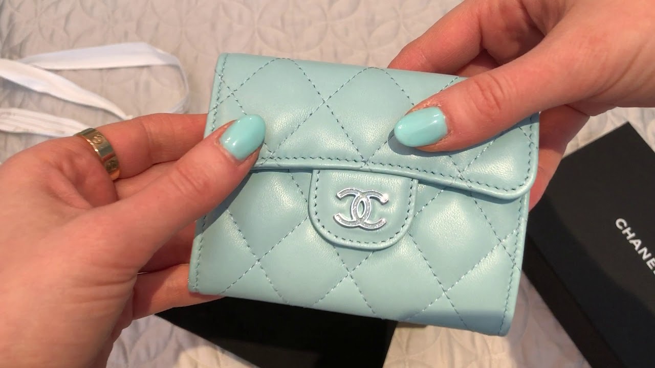 CHANEL 19C TIFFANY LIGHT BLUE UNBOXING