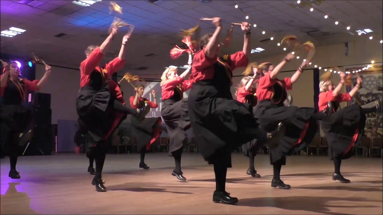 Ironmen & Severn Gilders - Whitby Folk Week 2017