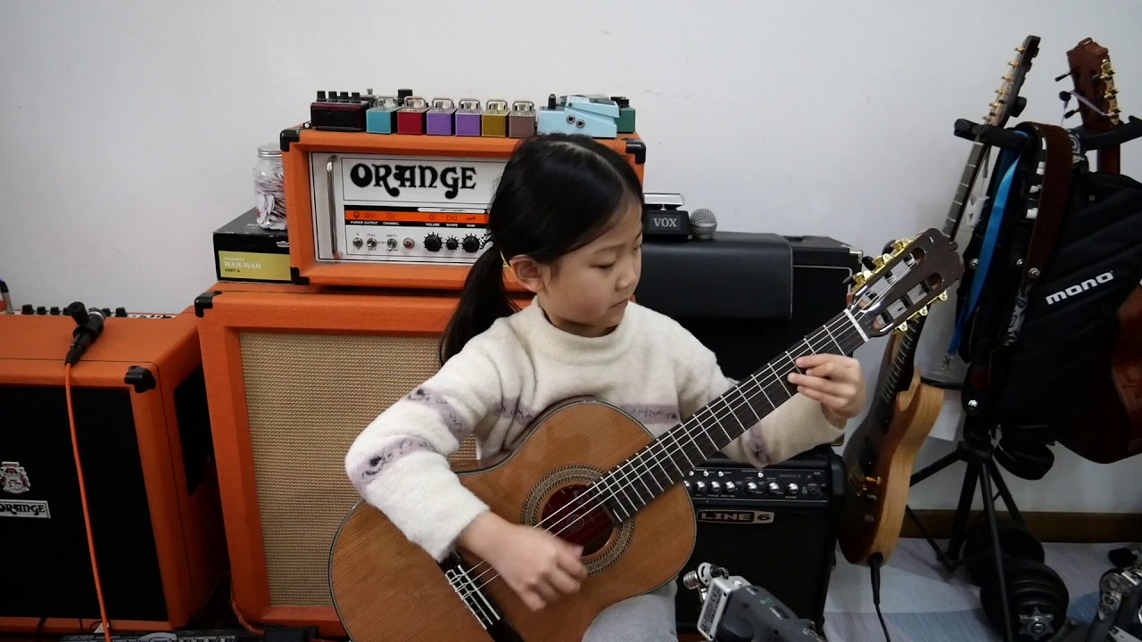 Tango en skai | Famous classical guitar repertoire | Playing when I was six years old | 皮革探戈 6岁5个月