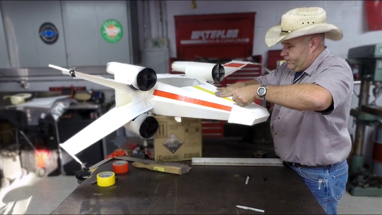Halloween costume Star Wars X-Wing Fighter
