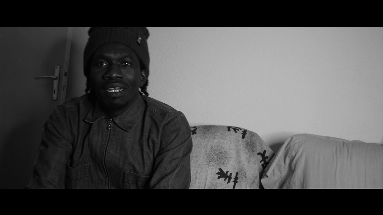 DOU FOOYREMEN - POLITIQUE &Ntilde;AAMOOWO(CLIP OFFICIELLE)