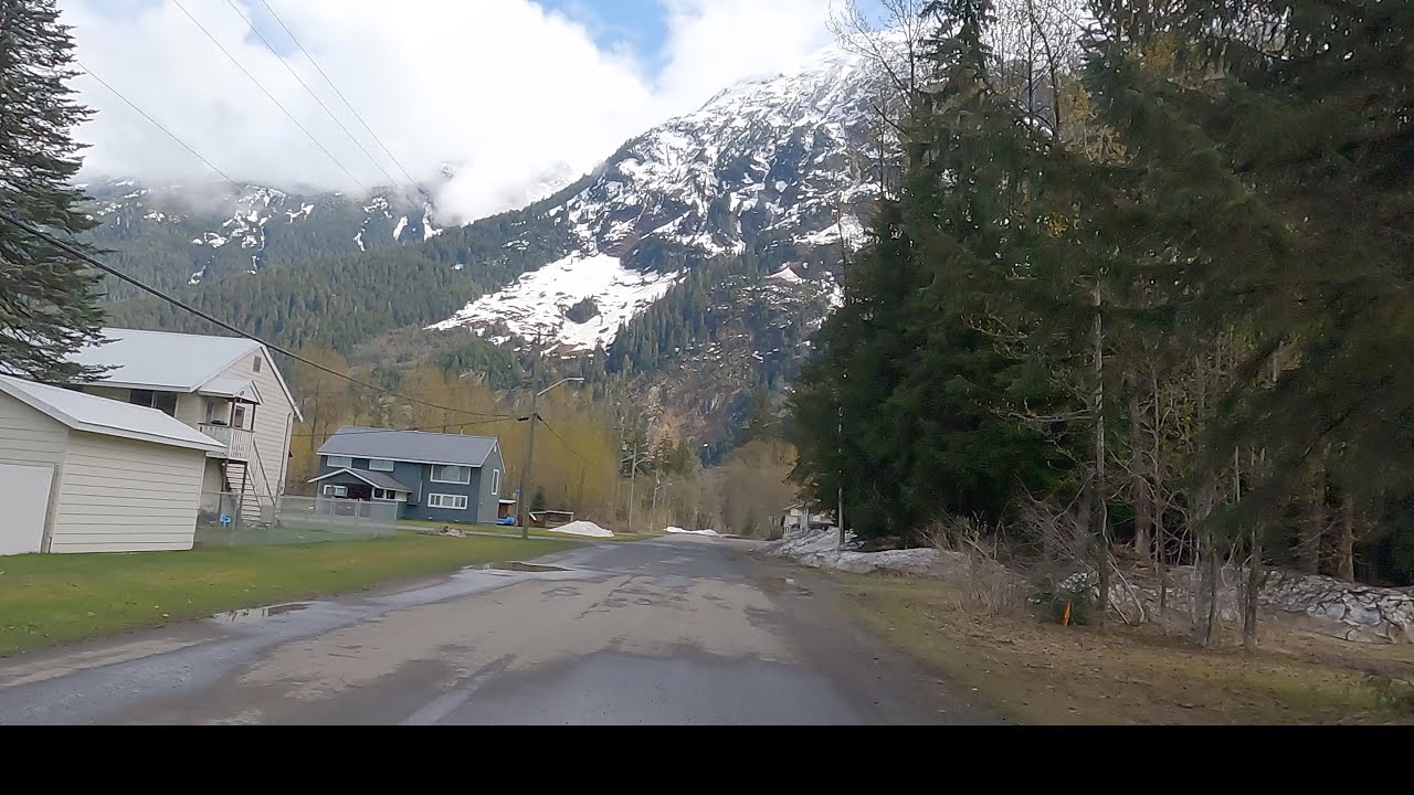 STEWART British Columbia (BC) Canada - Small Town next to Alaska USA
