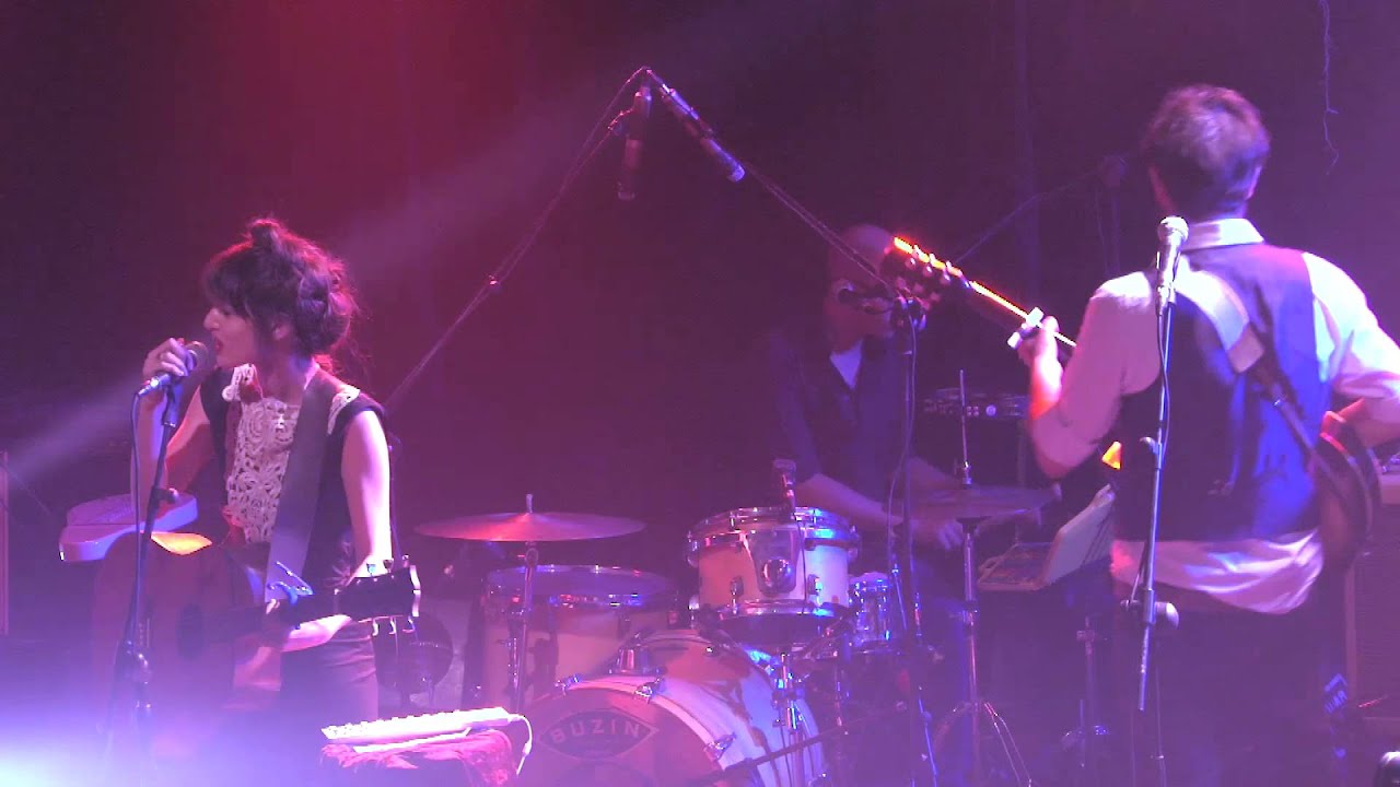 LolaMarsh - Waitress (live @ Tmuna)