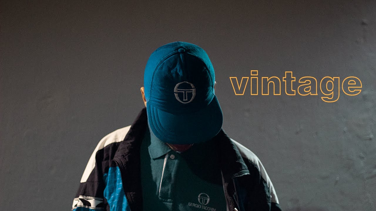 DIKEY x OLIVIA LOOPS - Vintage (Video)