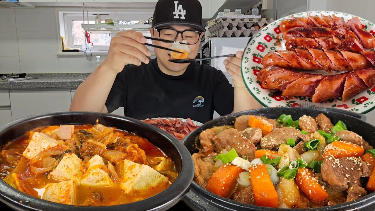 집밥  철판안심양념구이  + 두부김치찌개  + 소시지  밥도둑 메뉴 