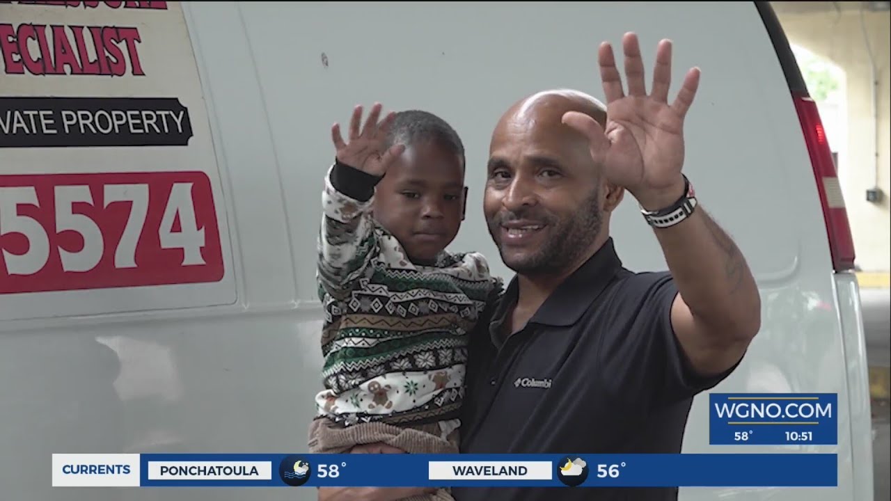 Good Samaritans feed New Orleans homeless Christmas Day