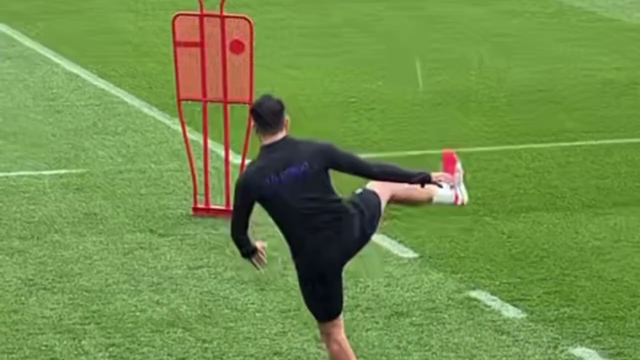 🔵🔴Fc Barcelona Training Marcus Rashford, Roony Bardghji, Robert Lewandowski