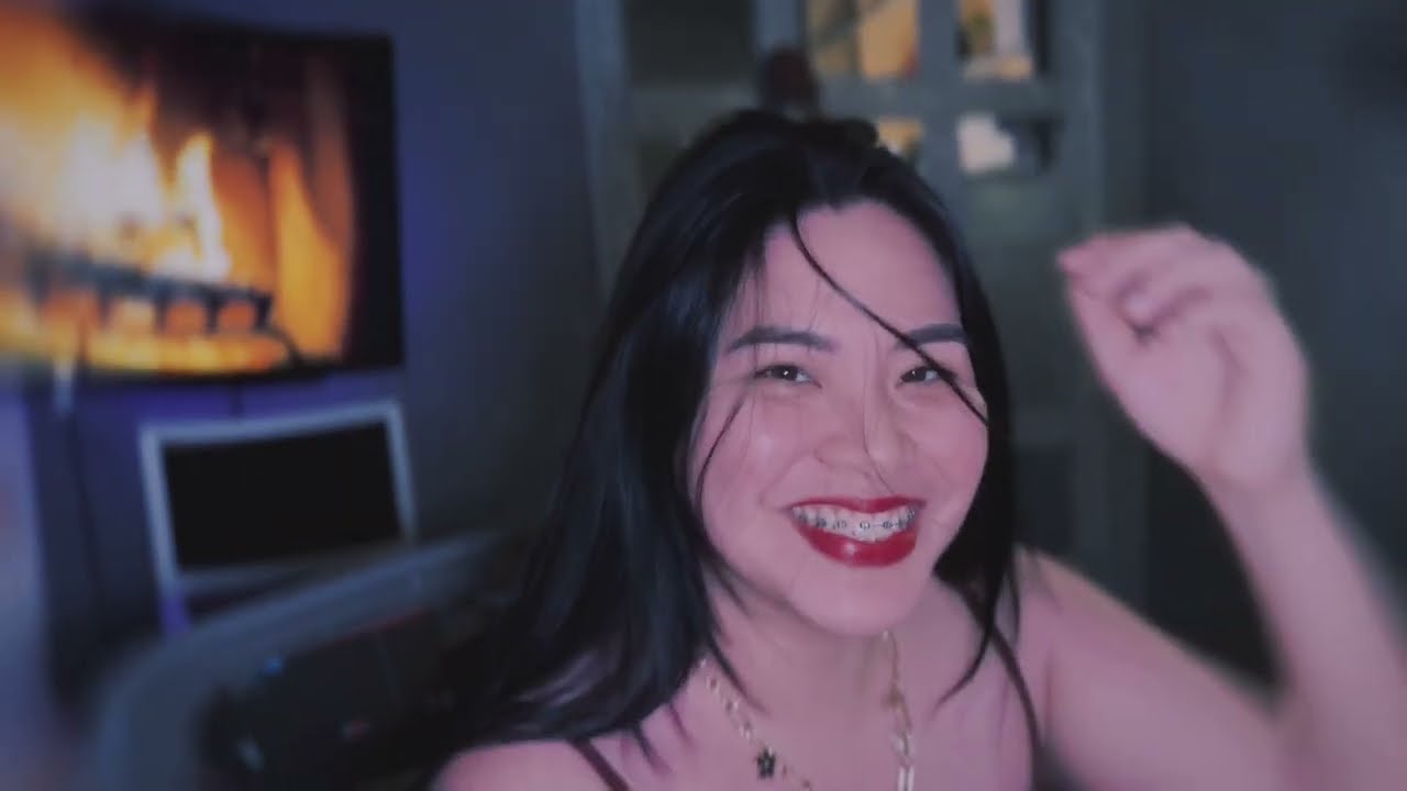 HOPELESSLY DEVOTED TO YOU (SHORT COVER) -Hellary Mortel