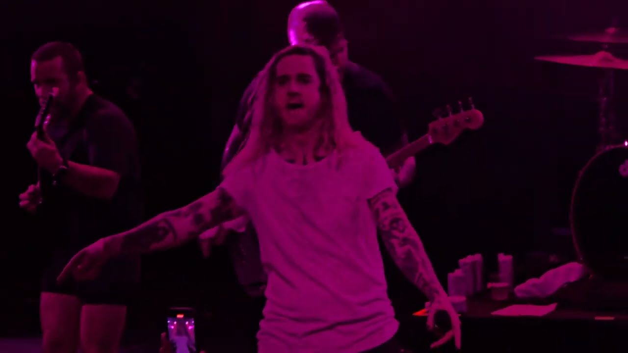 Emo's Not Dead Cruise 2024: UNDEROATH Live in The Stardust Theatre